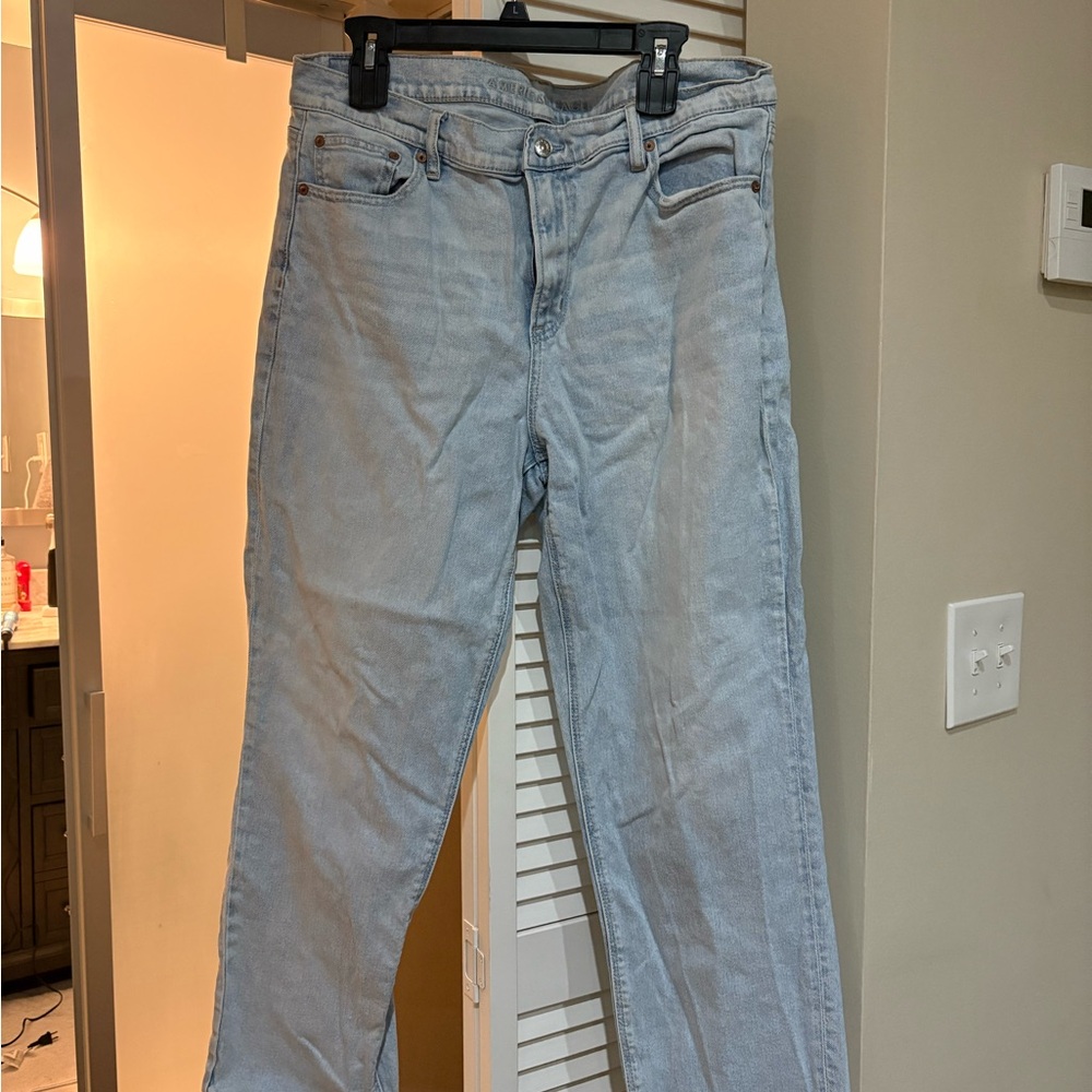 American Eagle Straight Leg Jeans
